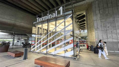 paris charles airport terminal 1